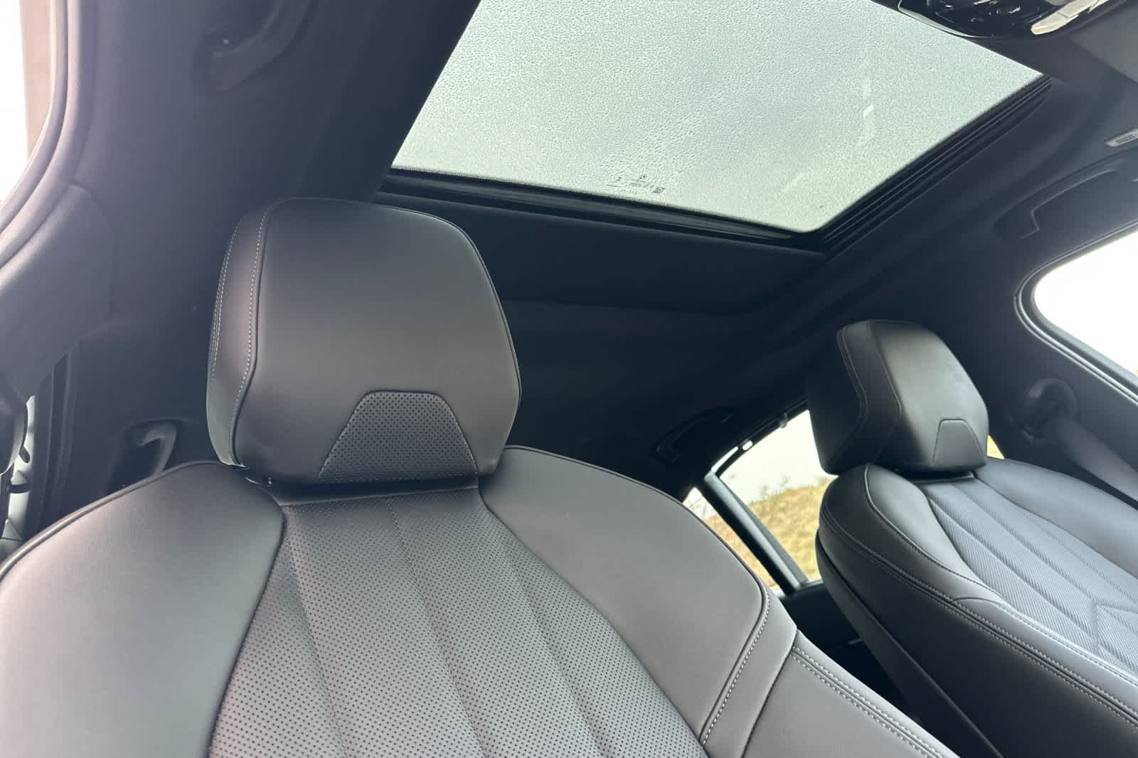 Thumbnail: 2024 BMW i5 - 17