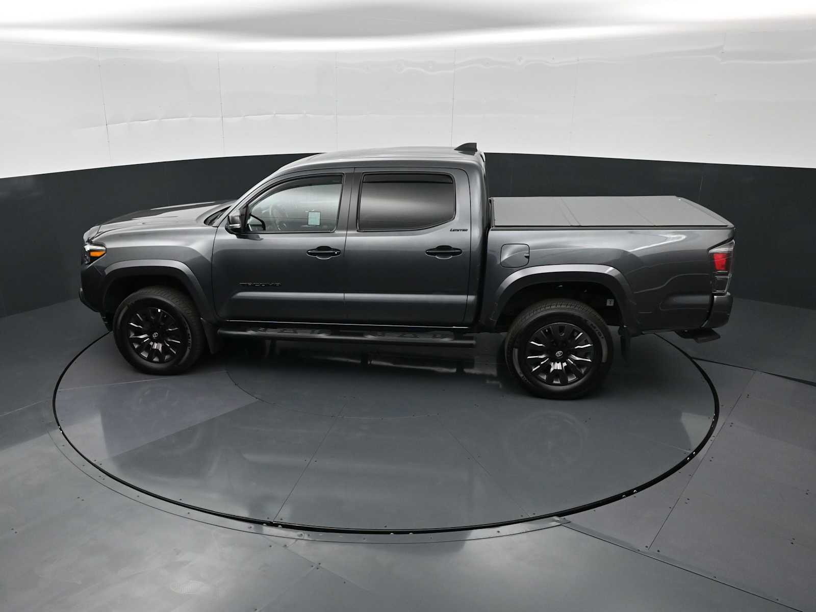 2021 Toyota Tacoma Limited - Photo 24