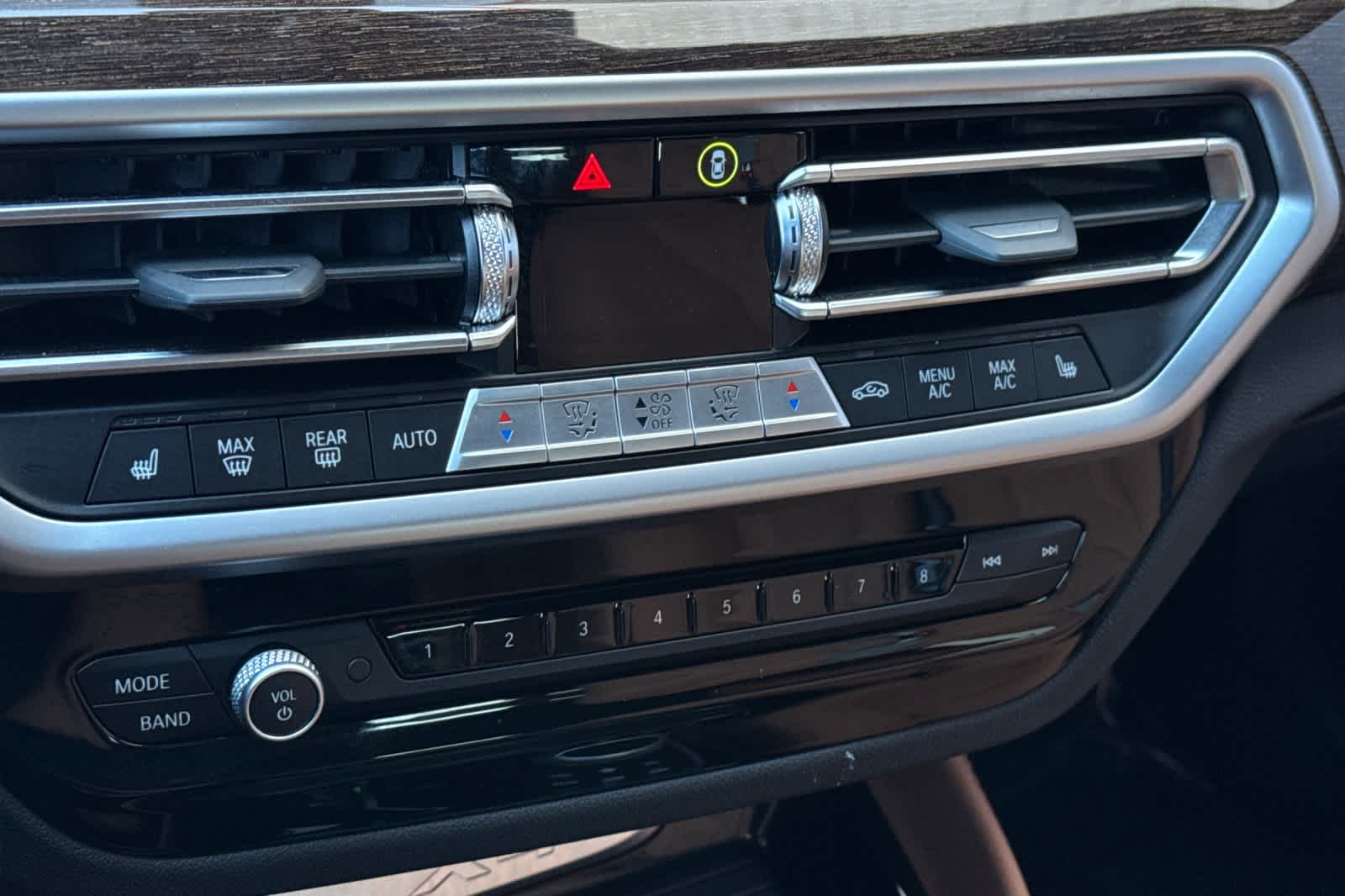 Thumbnail: 2024 BMW X4 - 22