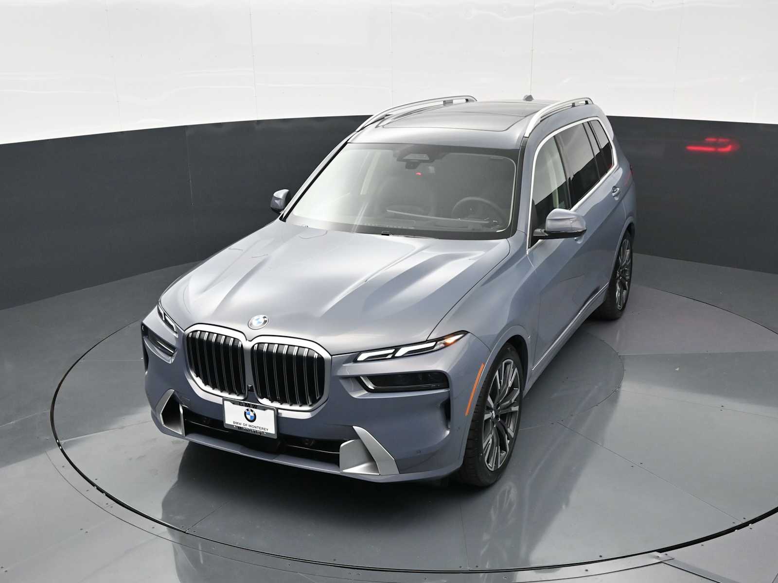 Thumbnail: 2026 BMW X7 - 18