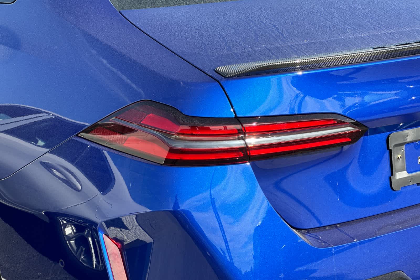 Thumbnail: 2025 BMW M5 - 13