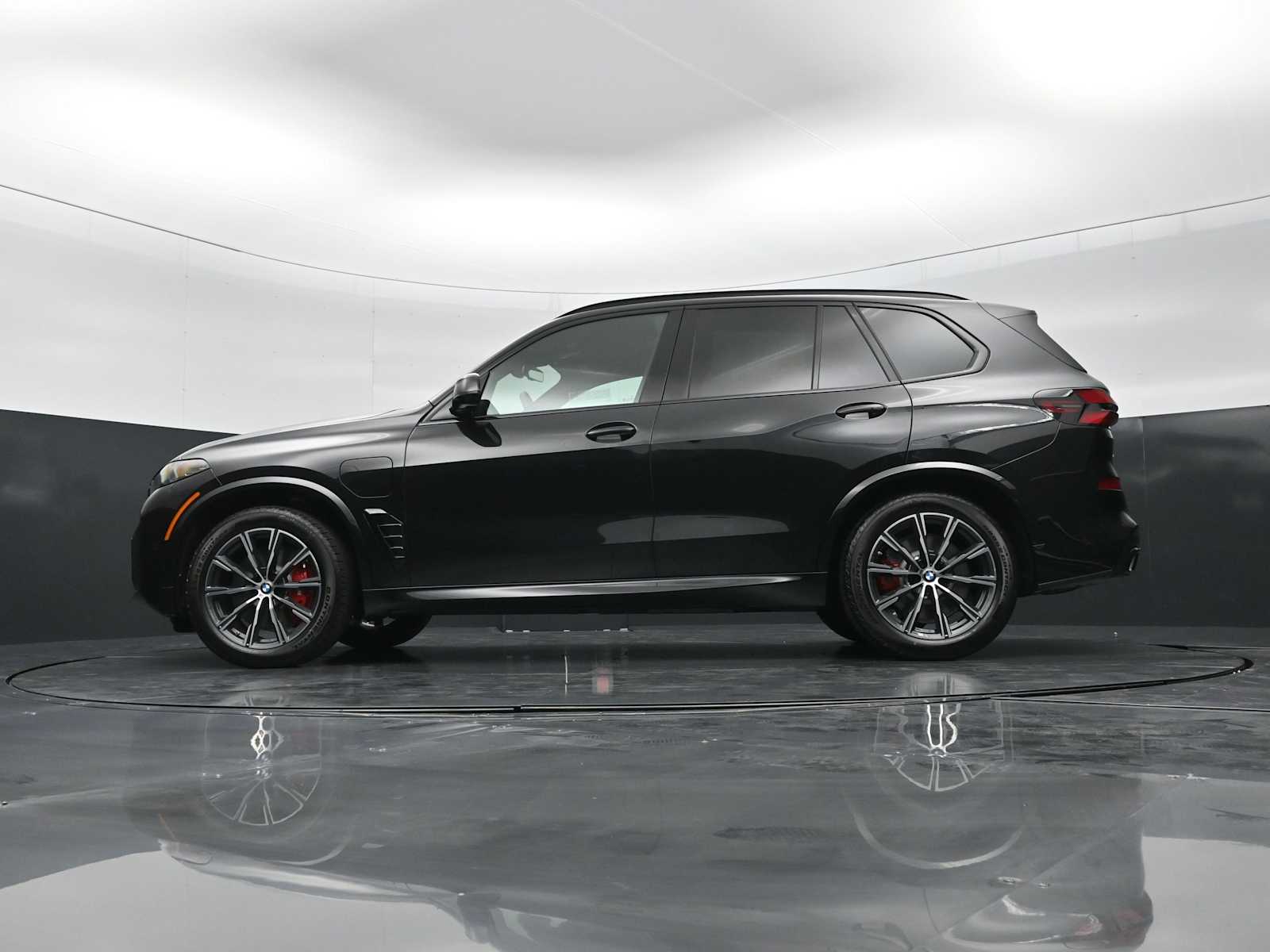 Thumbnail: 2026 BMW X5 - 32