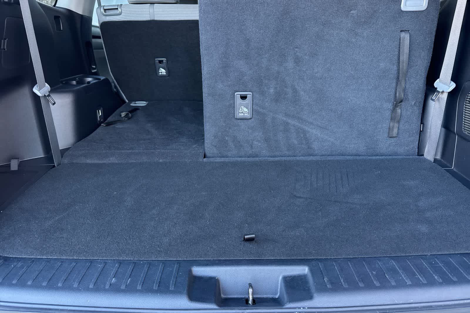 Thumbnail: 2023 Toyota Highlander - 17