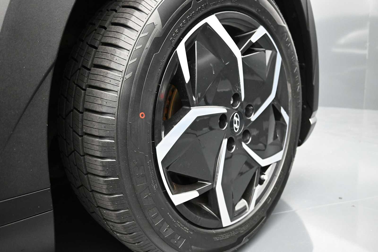 2024 Hyundai IONIQ 5 SE - Photo 21