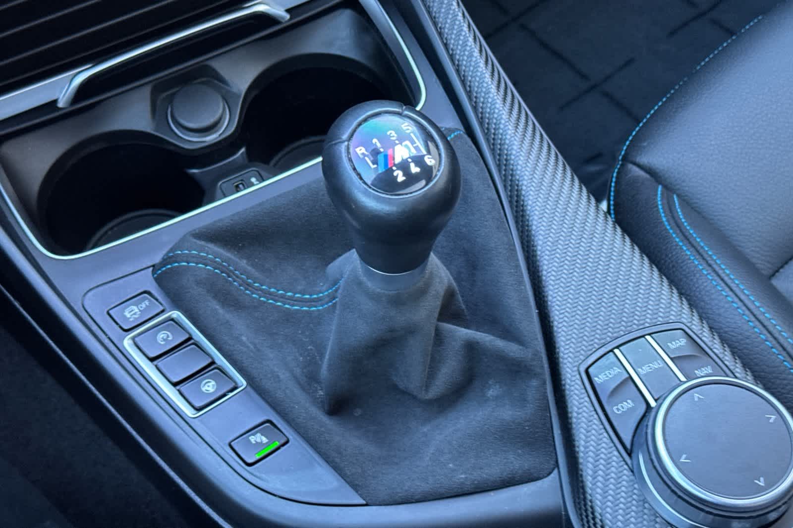 Thumbnail: 2021 BMW M2 - 24