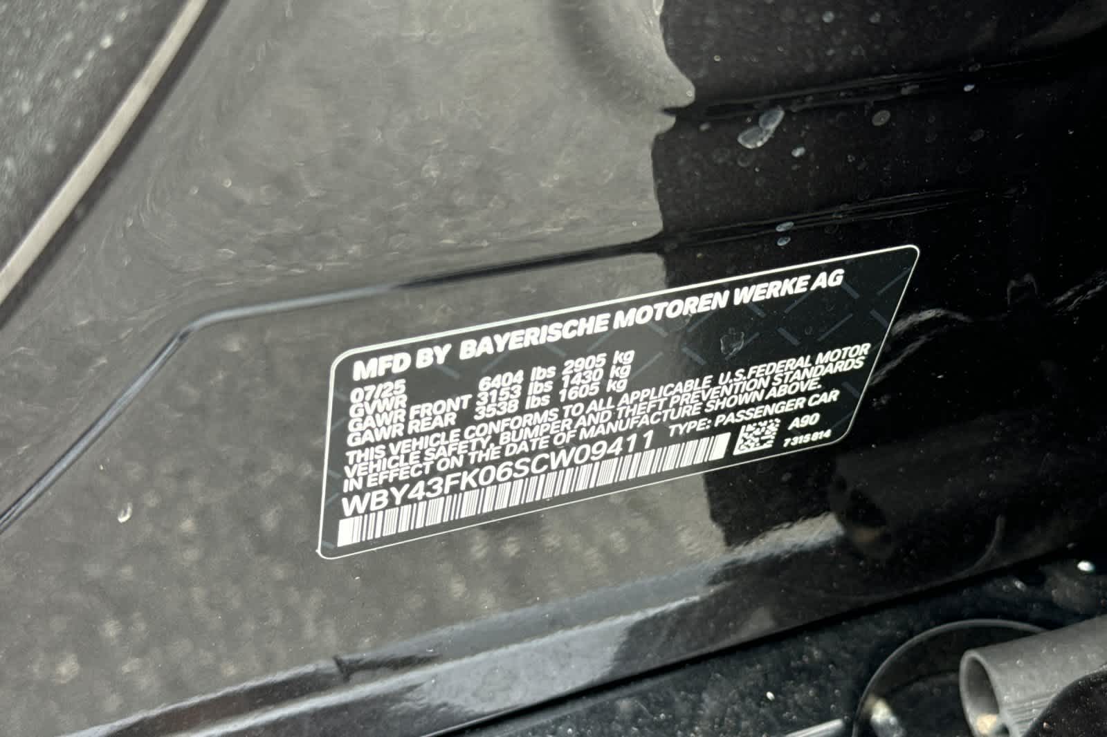 Thumbnail: 2025 BMW i5 - 31