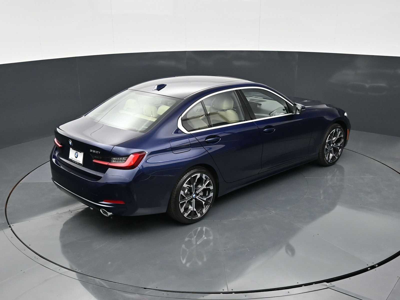 Thumbnail: 2026 BMW 3 Series - 21