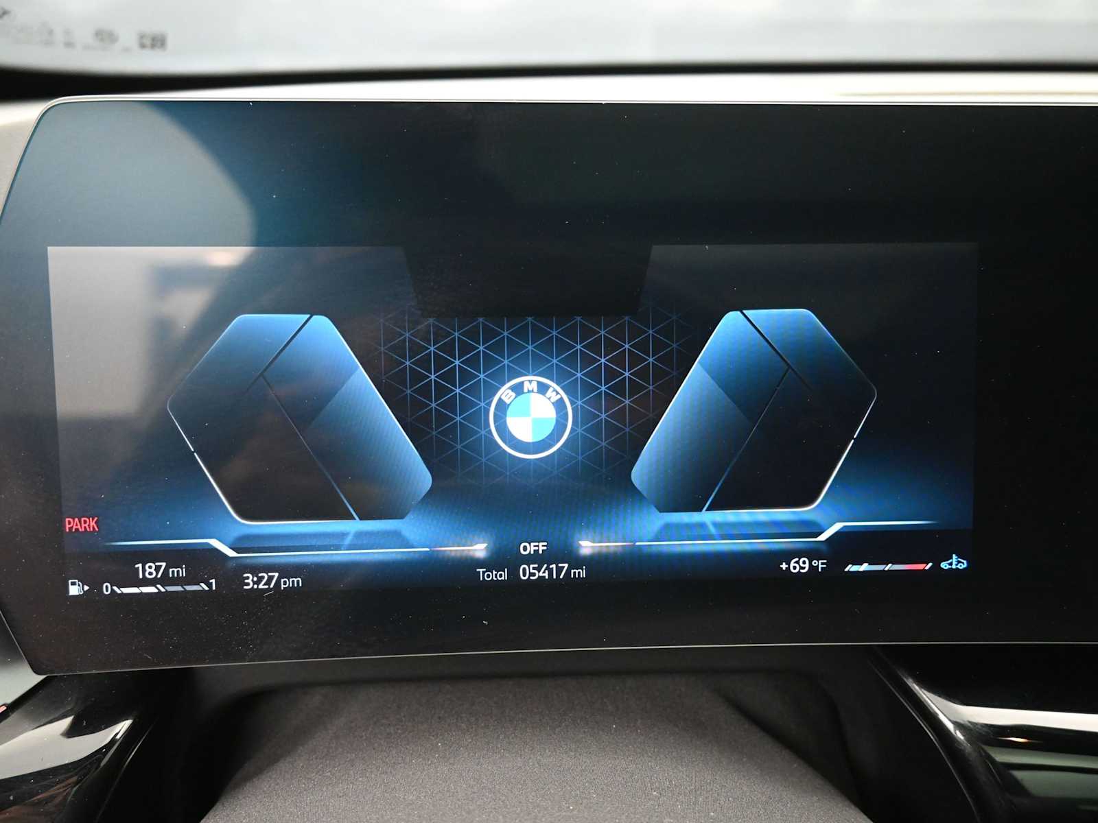 Thumbnail: 2025 BMW X1 - 10