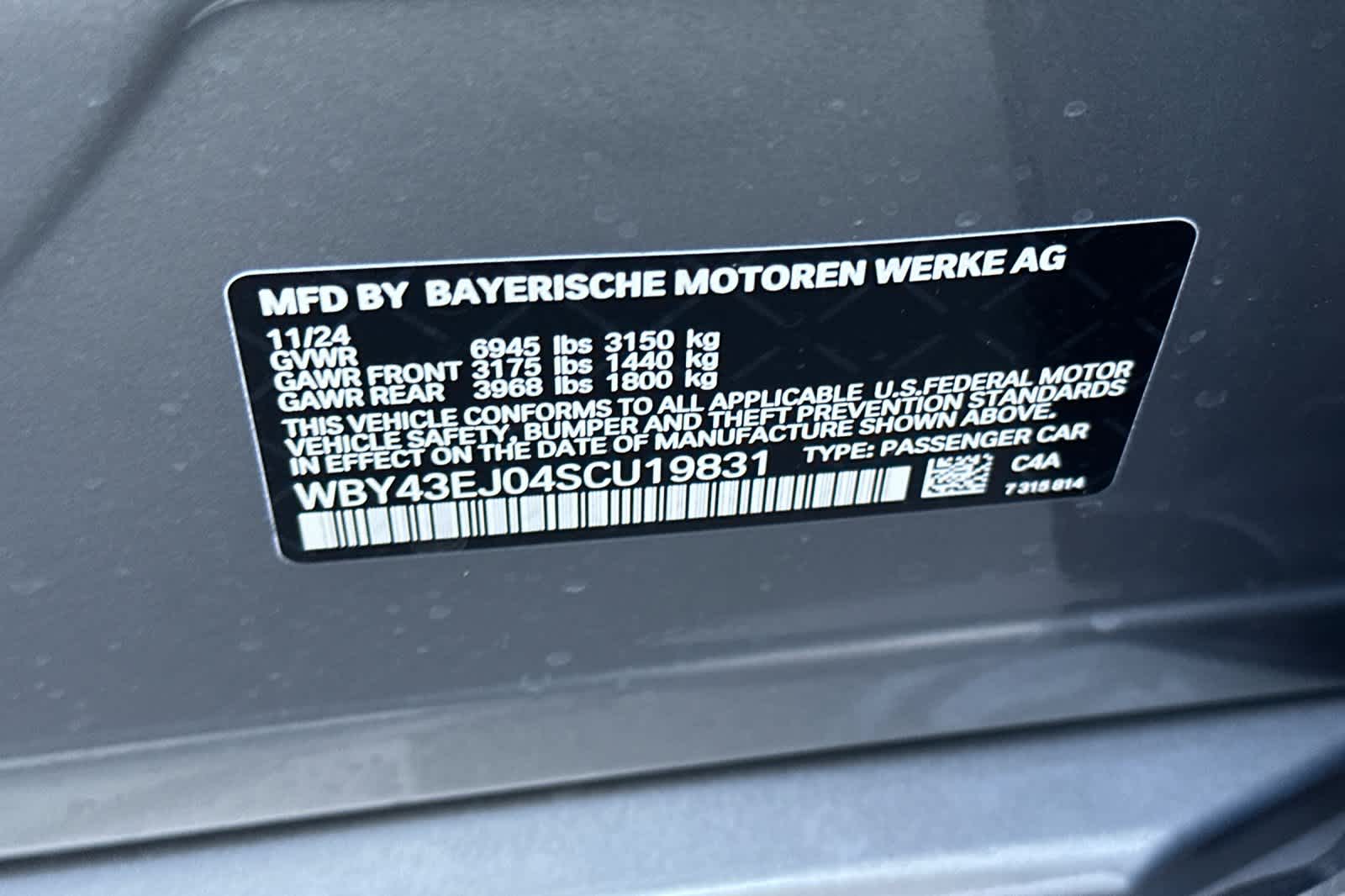 Thumbnail: 2025 BMW i7 - 31