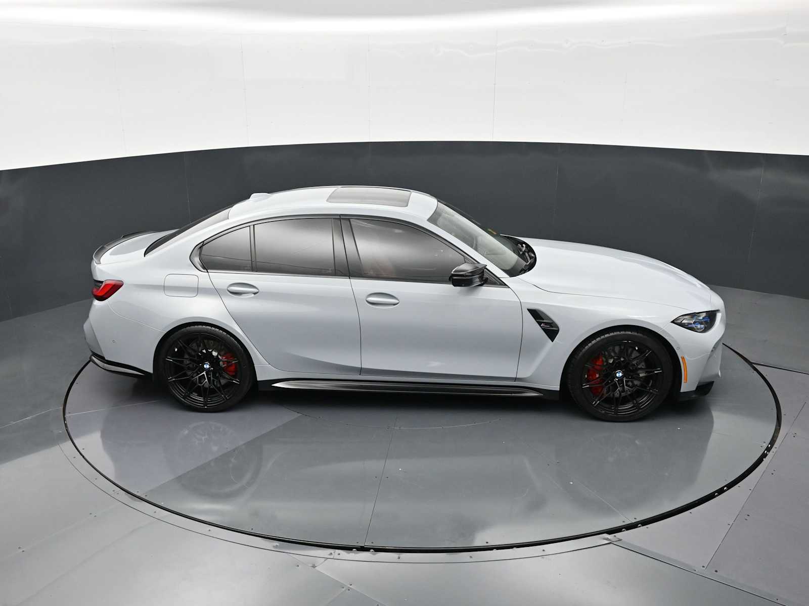 Thumbnail: 2023 BMW M3 - 22