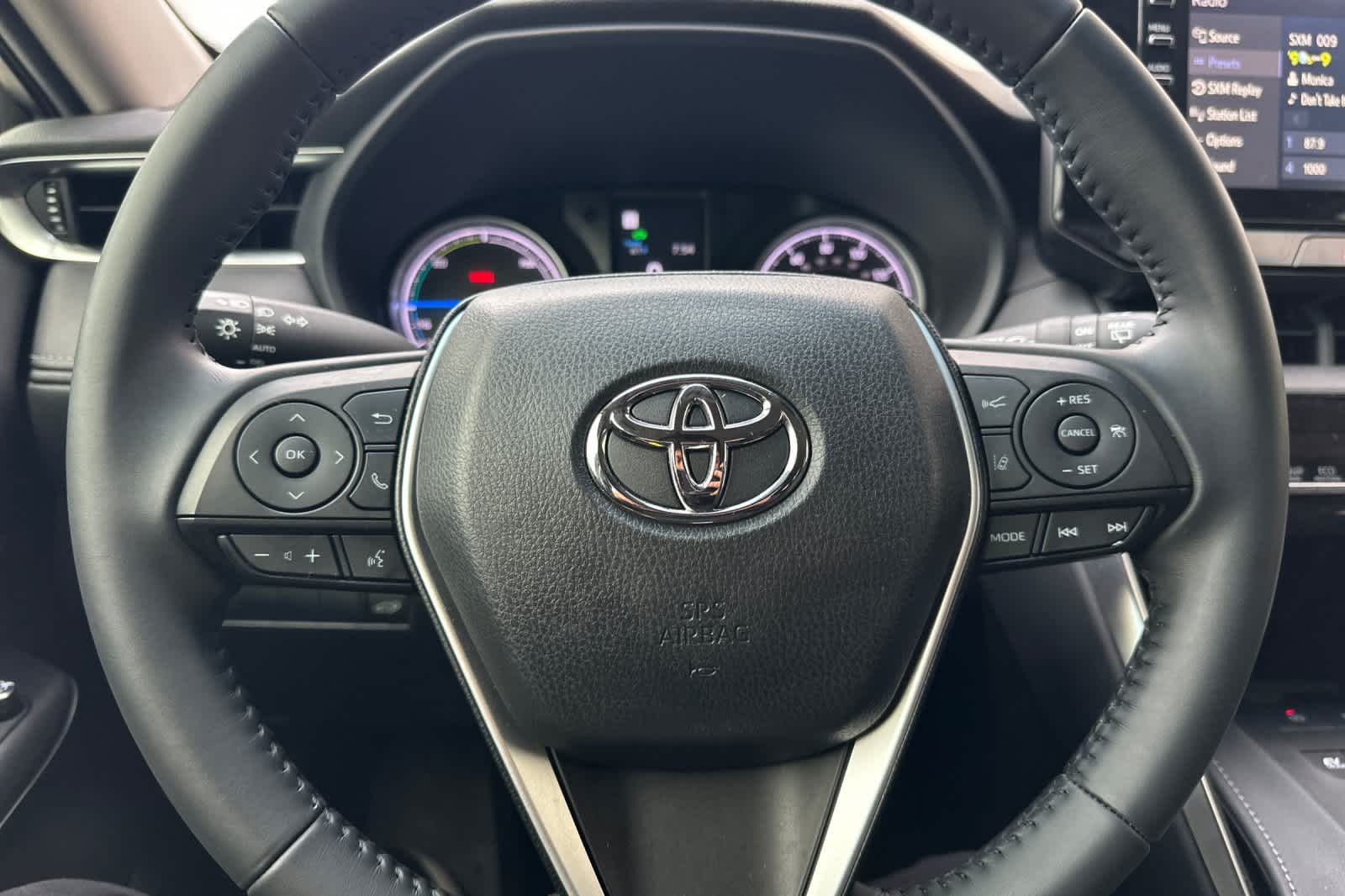 Thumbnail: 2021 Toyota Venza - 25