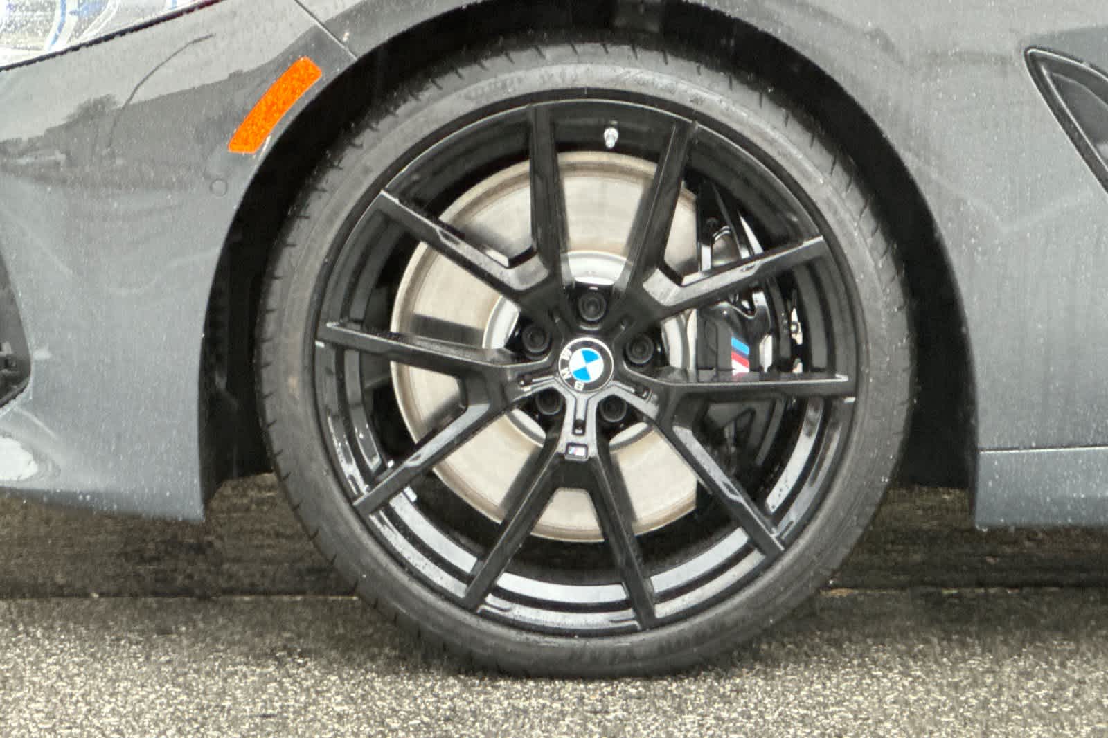 Thumbnail: 2026 BMW 8 Series - 30