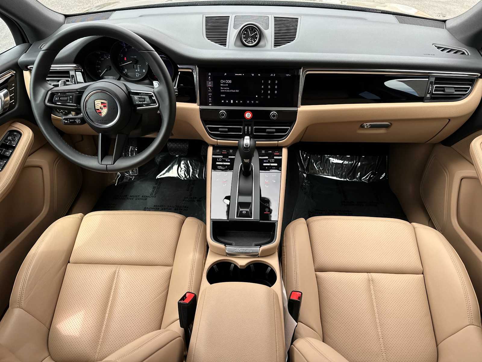 Thumbnail: 2025 Porsche Macan - 6