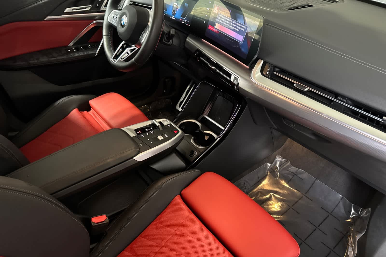 Thumbnail: 2025 BMW X2 - 17