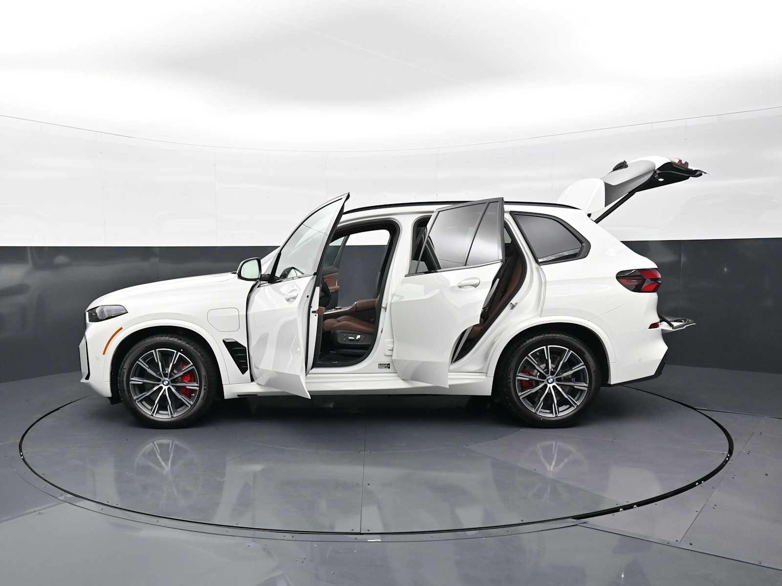 Thumbnail: 2026 BMW X5 - 36