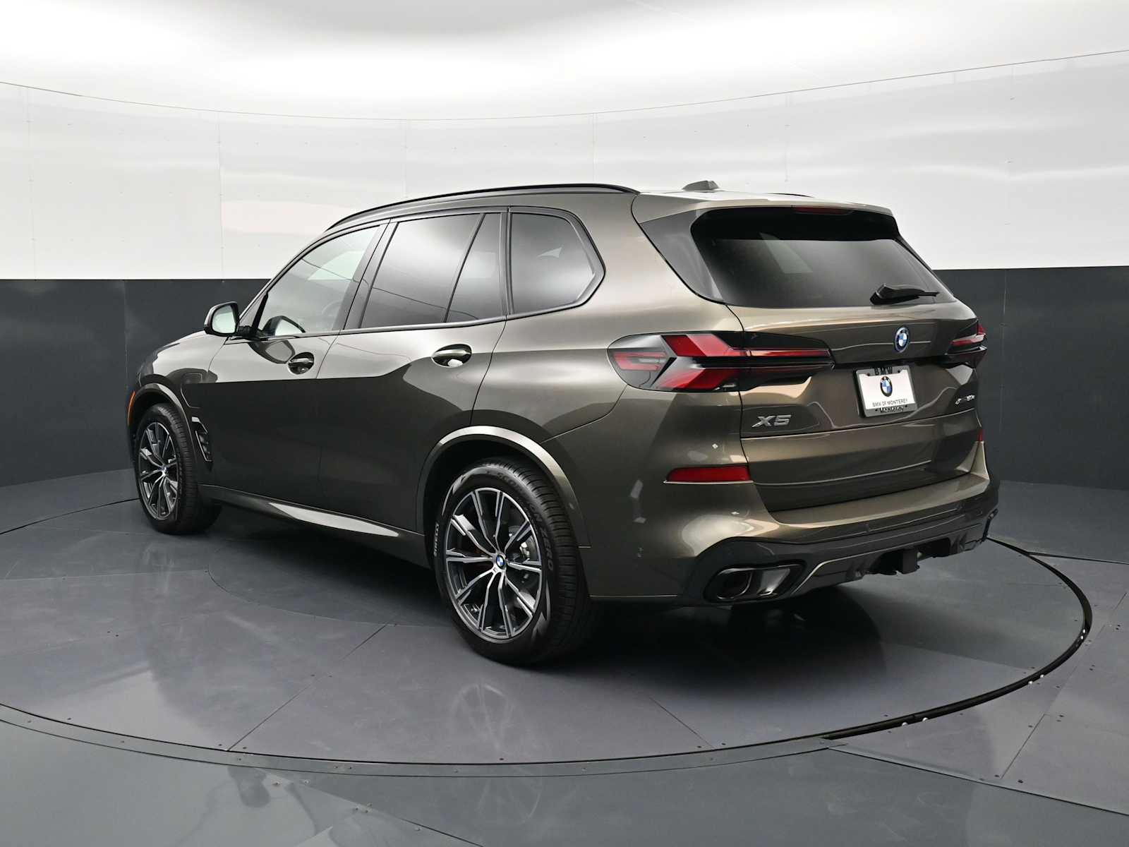 Thumbnail: 2026 BMW X5 - 7
