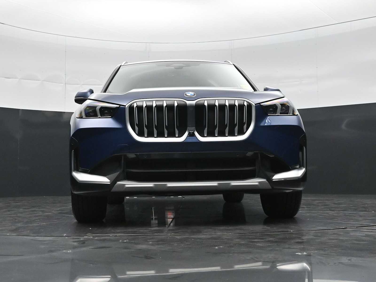 Thumbnail: 2025 BMW X1 - 25