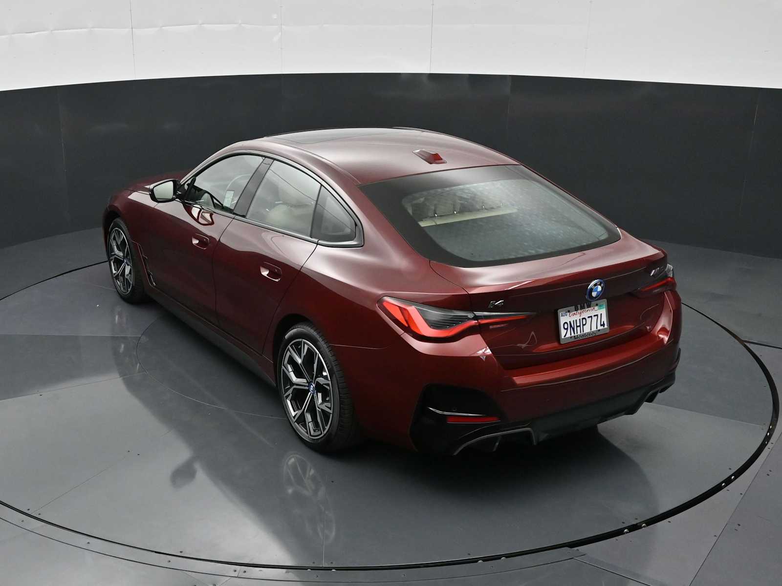 2024 BMW i4 M50 - Photo 31