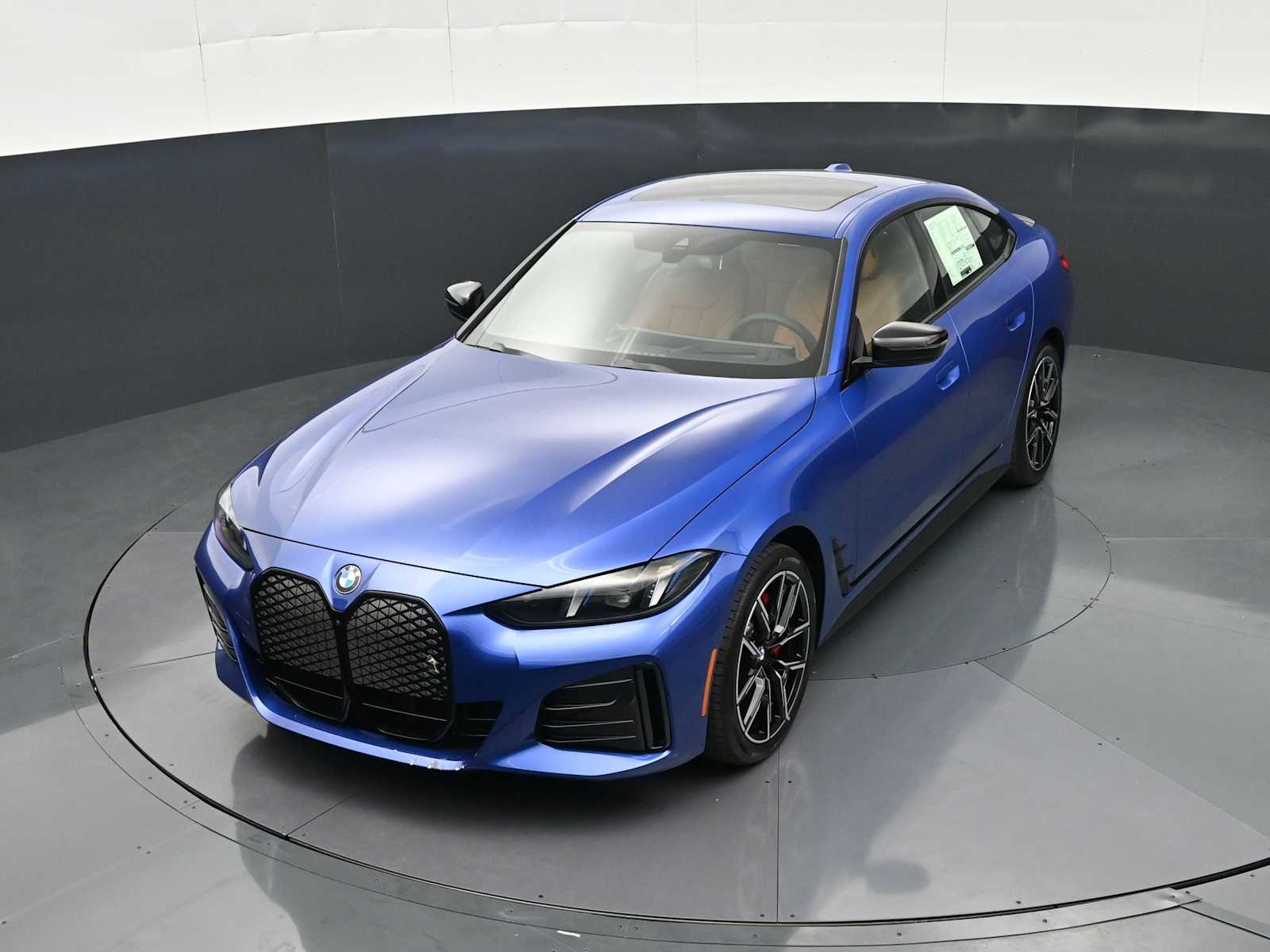 Thumbnail: 2026 BMW i4 - 16