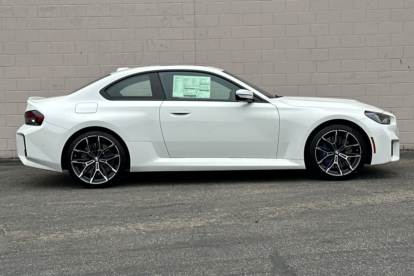 Thumbnail: 2025 BMW M2 - 7