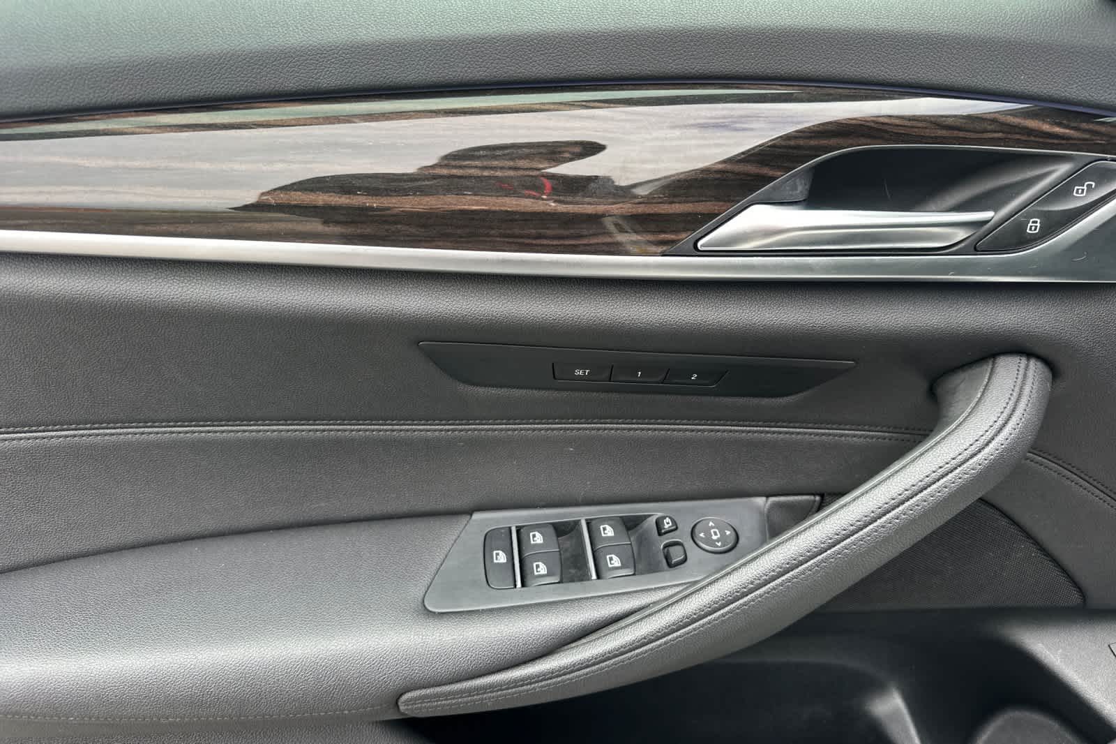 Thumbnail: 2018 BMW 5 Series - 12