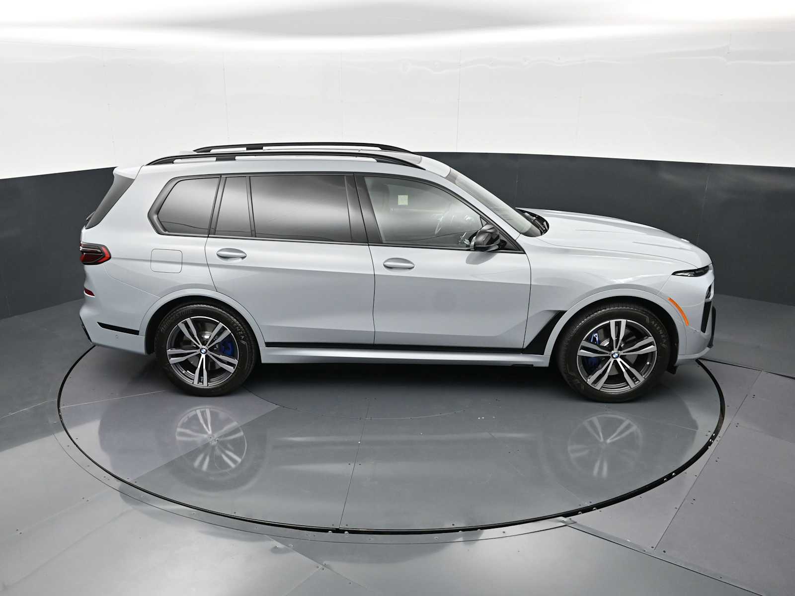 Thumbnail: 2026 BMW X7 - 19