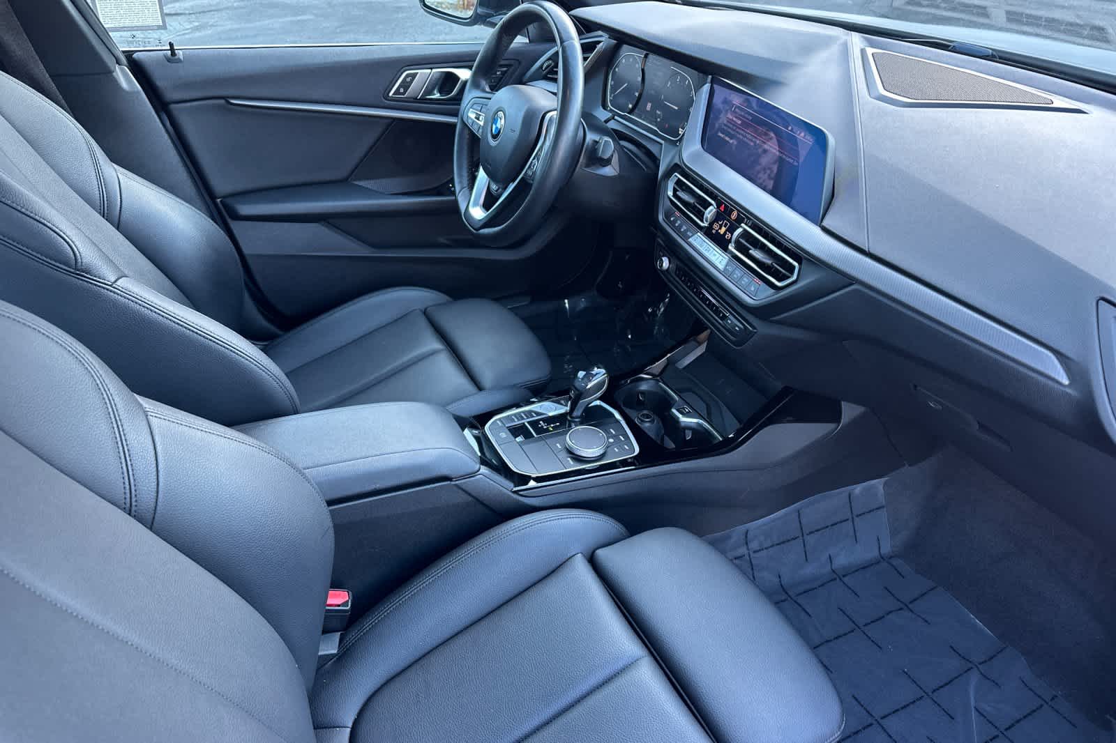 Thumbnail: 2021 BMW 2 Series - 16