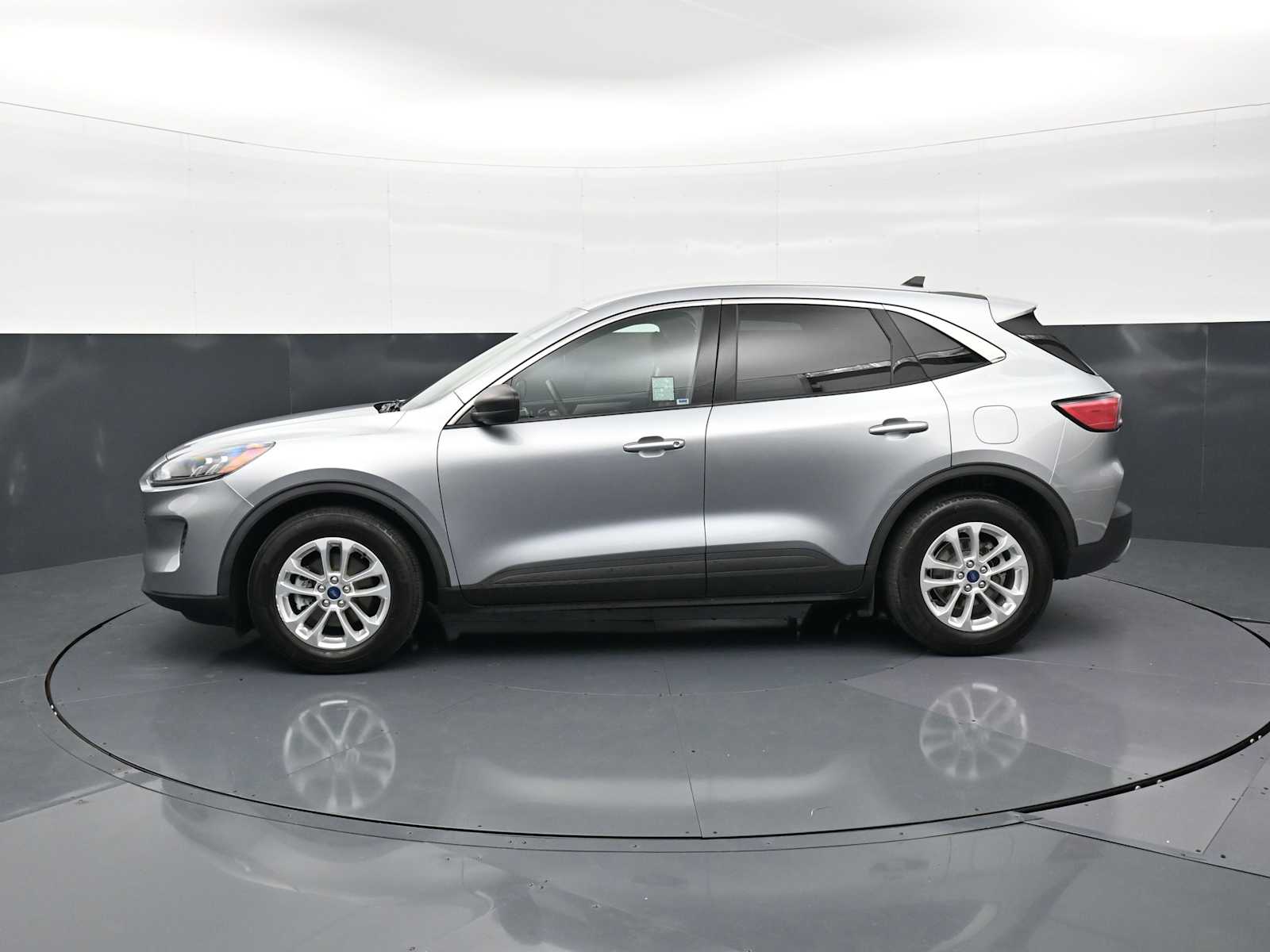 Thumbnail: 2022 Ford Escape - 8