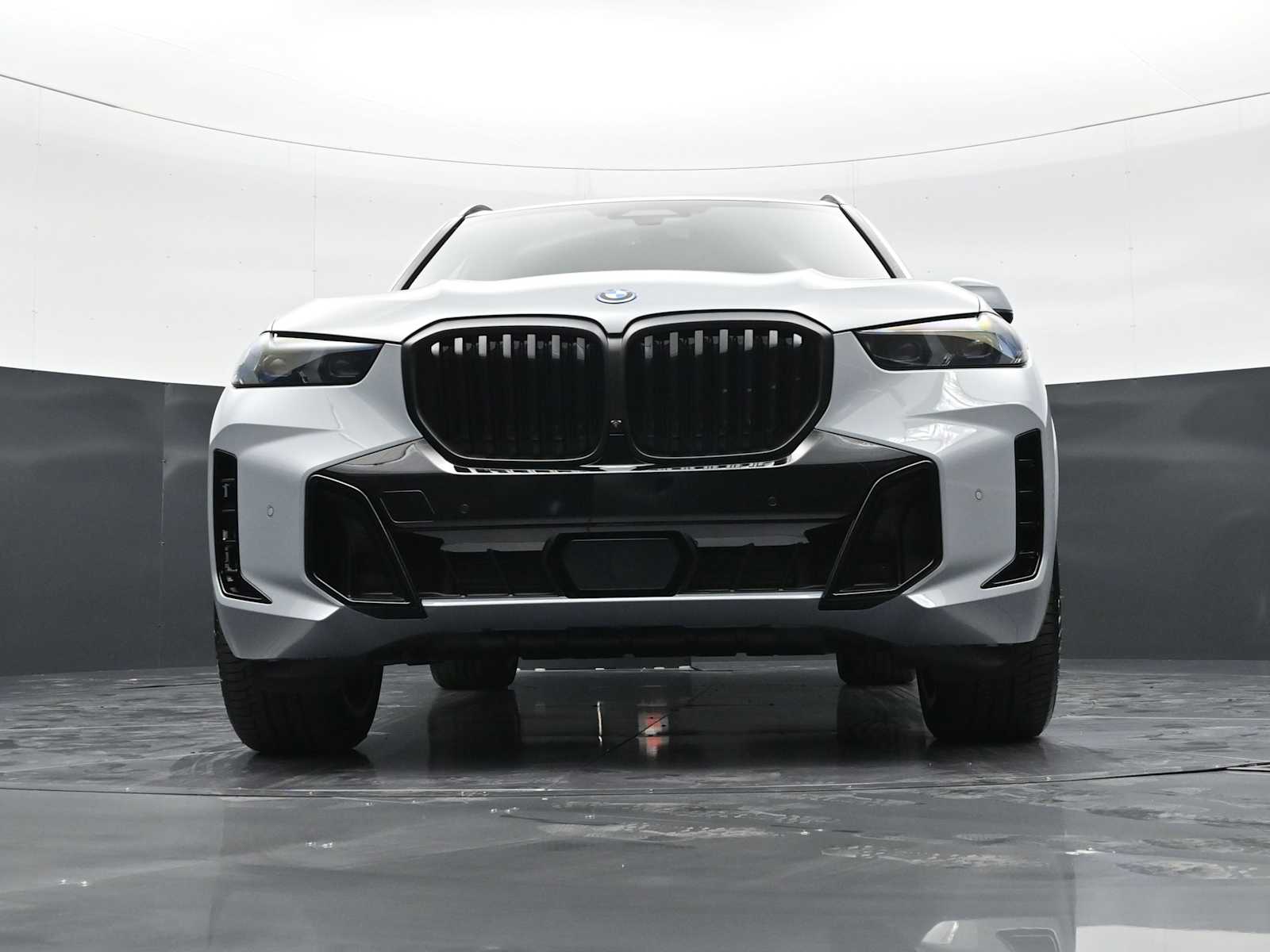 Thumbnail: 2026 BMW X5 - 26