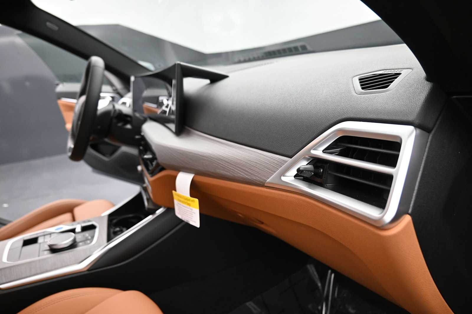 Thumbnail: 2026 BMW i4 - 8