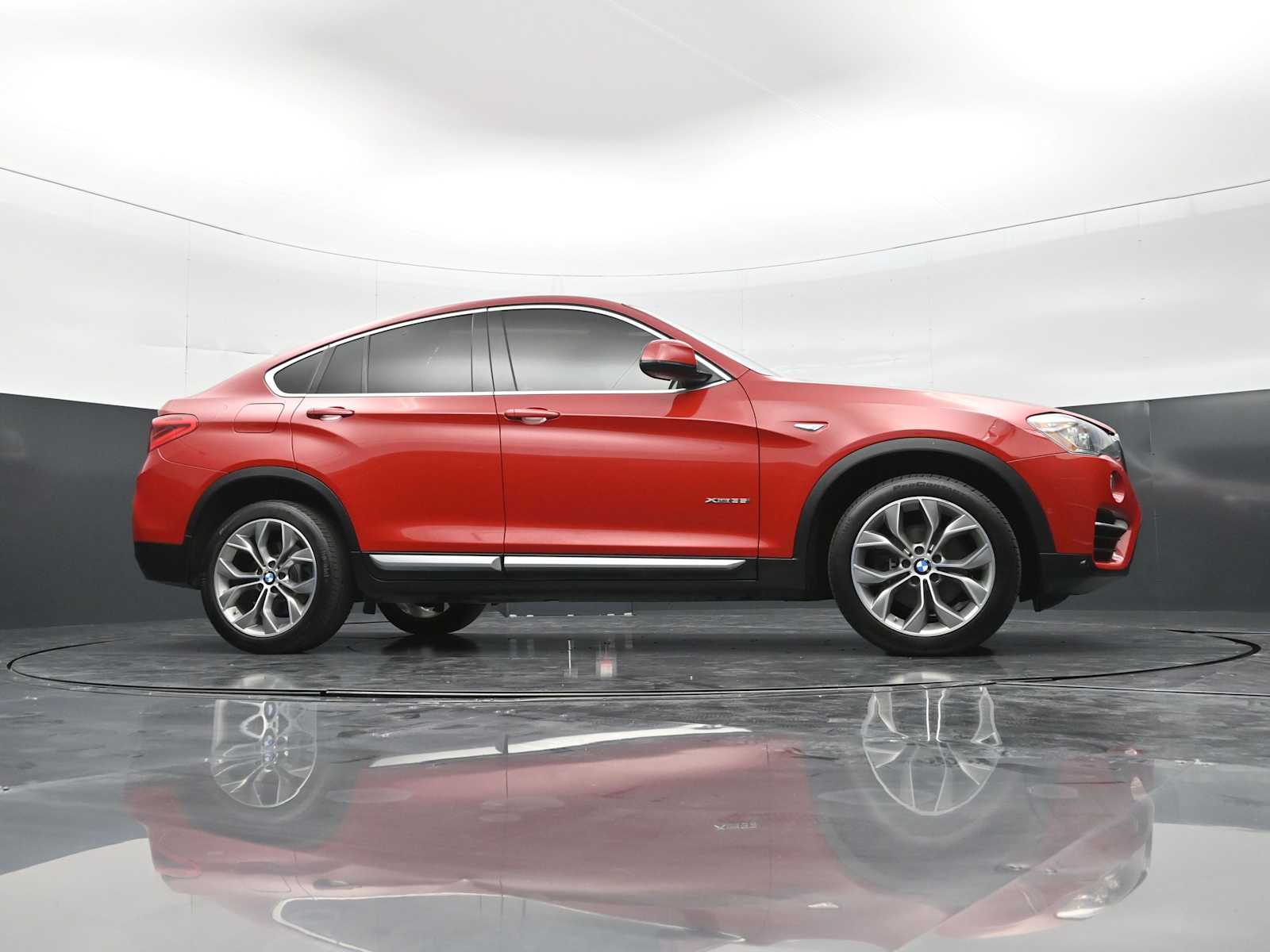 Thumbnail: 2016 BMW X4 - 29