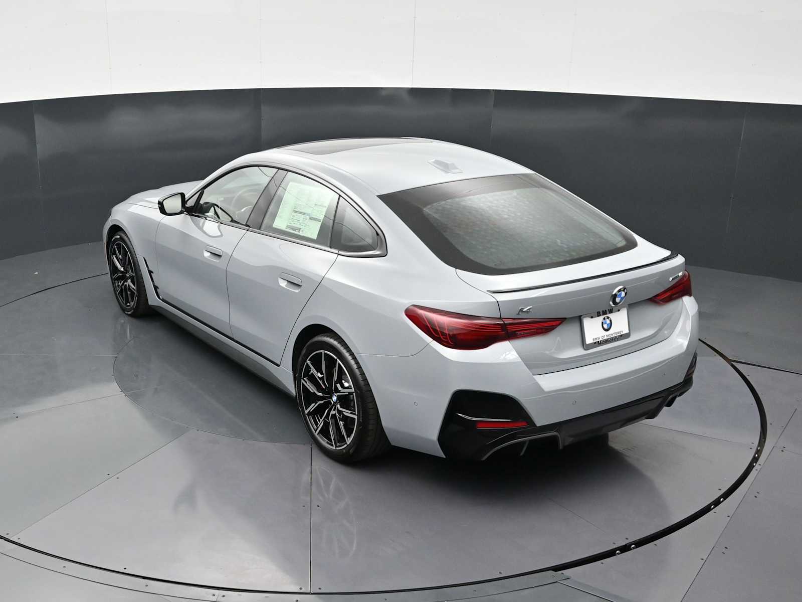 Thumbnail: 2026 BMW i4 - 23
