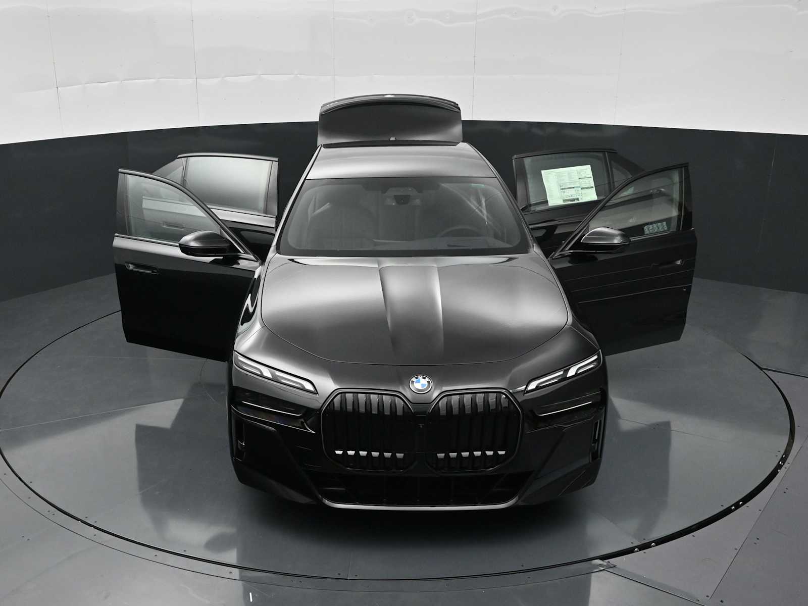 Thumbnail: 2026 BMW 7 Series - 33