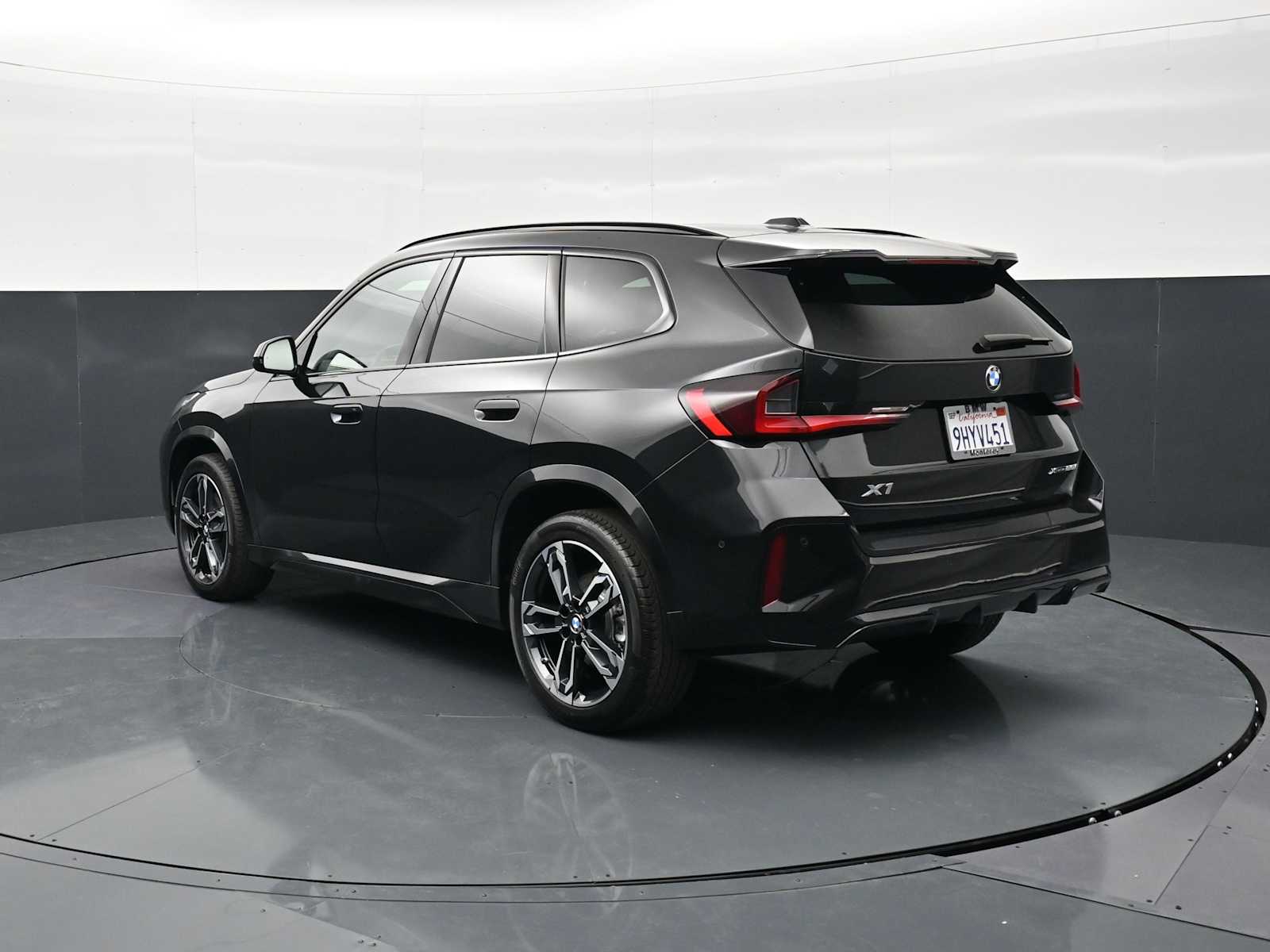 Thumbnail: 2023 BMW X1 - 7