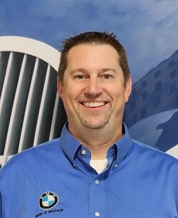 Staff member Mike Kyle from ID_c83f72861082