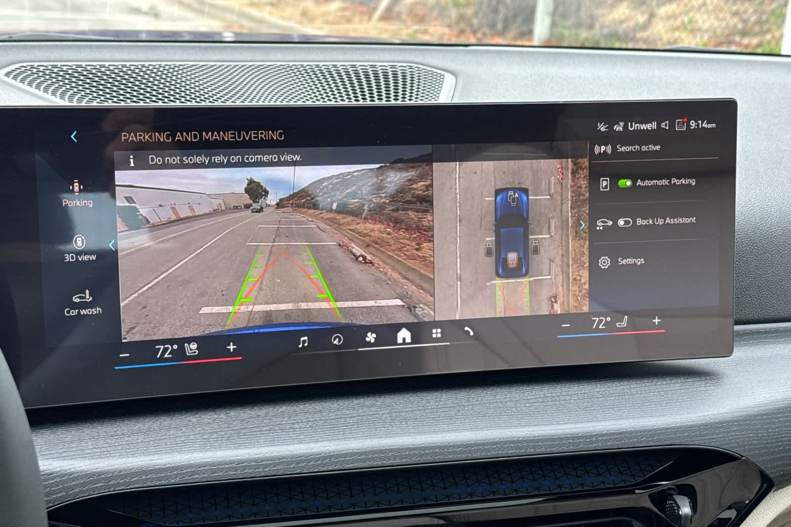 Thumbnail: 2025 BMW i4 - 23