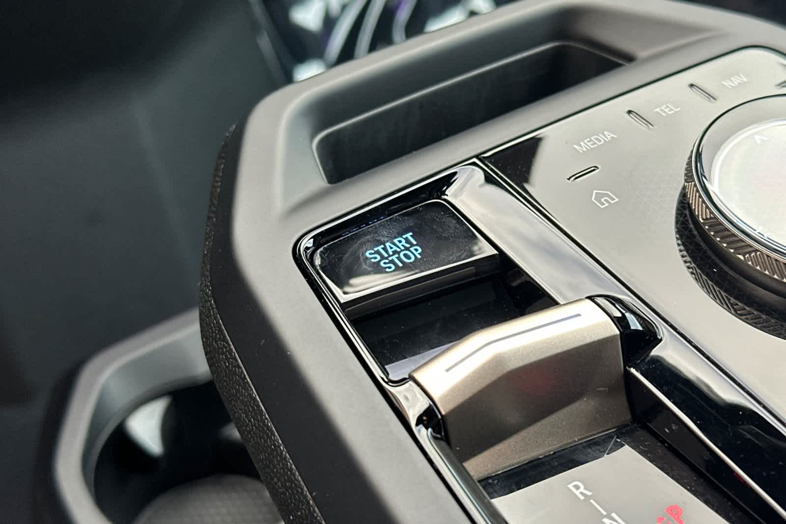 Thumbnail: 2025 BMW iX - 26