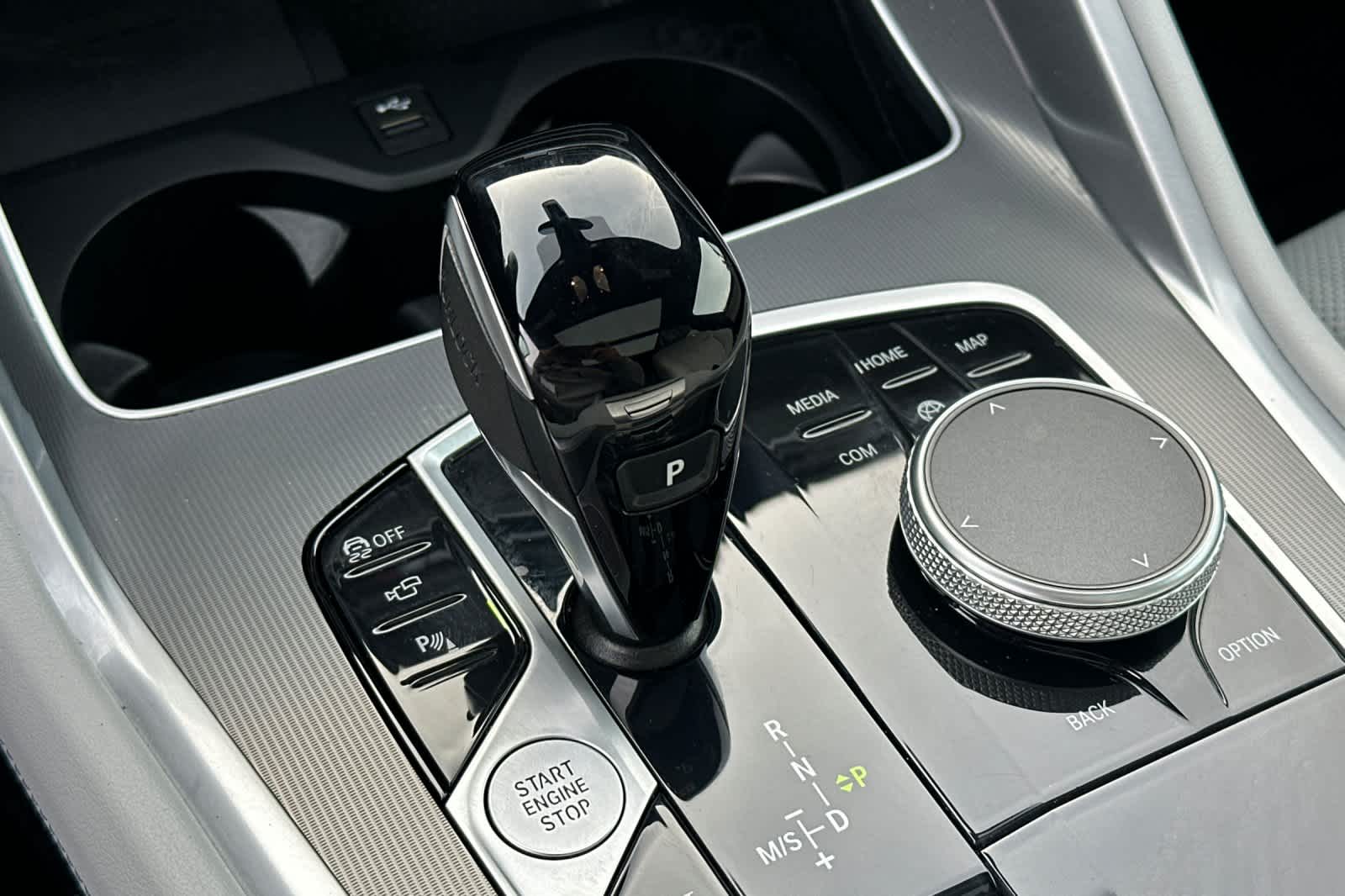 Thumbnail: 2023 BMW X6 - 24