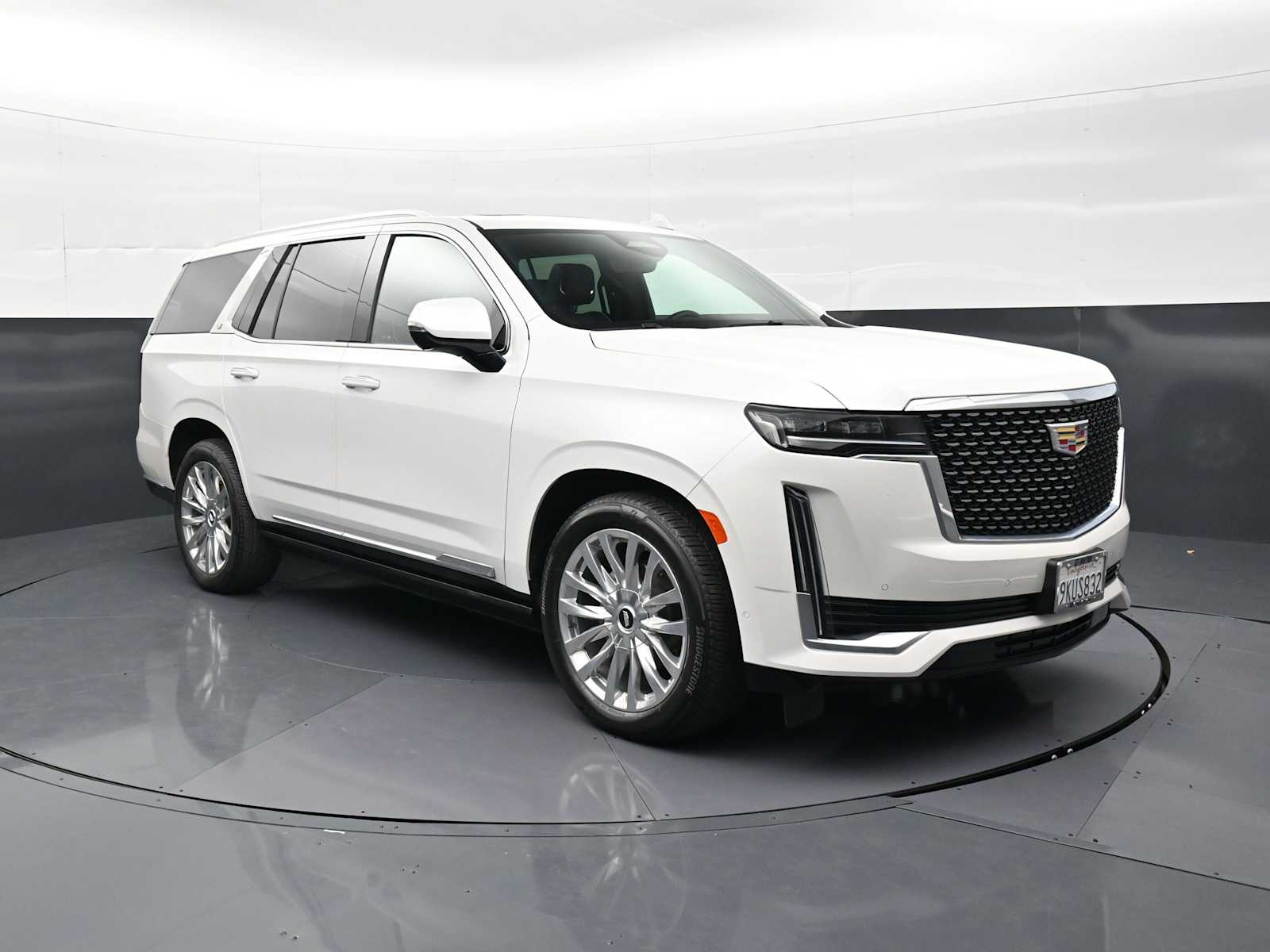 Thumbnail: 2024 Cadillac Escalade - 3