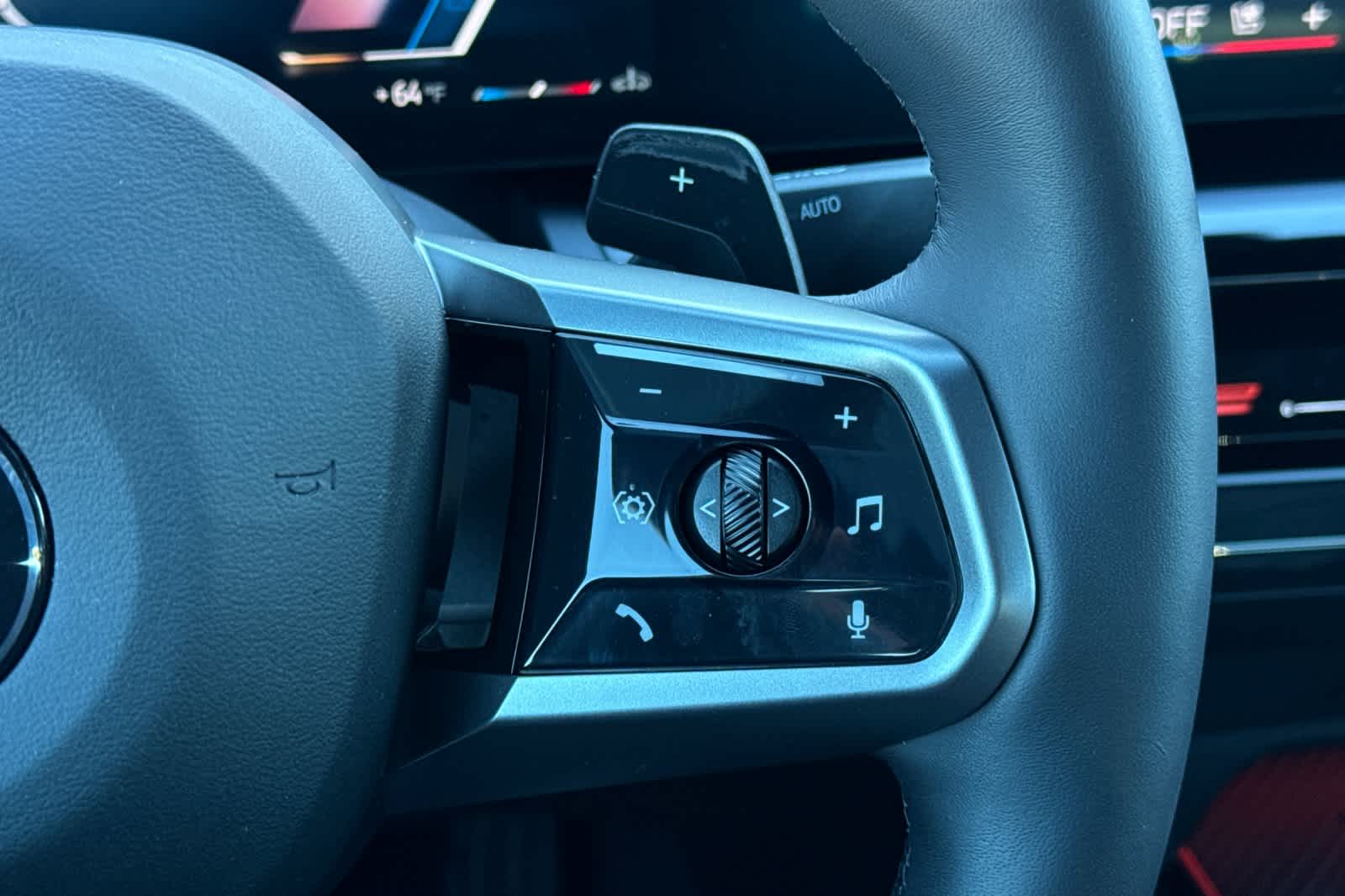 Thumbnail: 2025 BMW 5 Series - 26