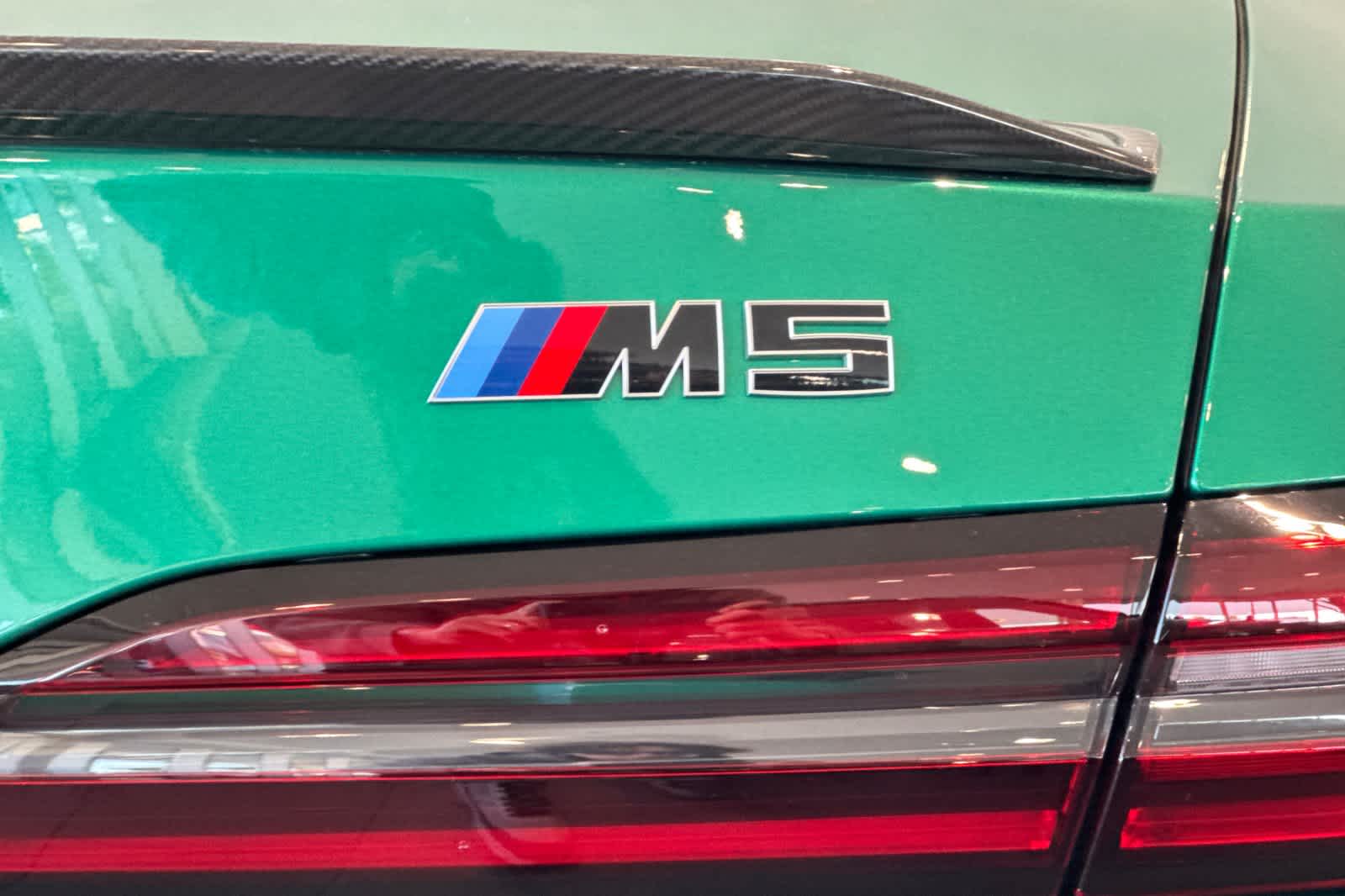 Thumbnail: 2026 BMW M5 - 11