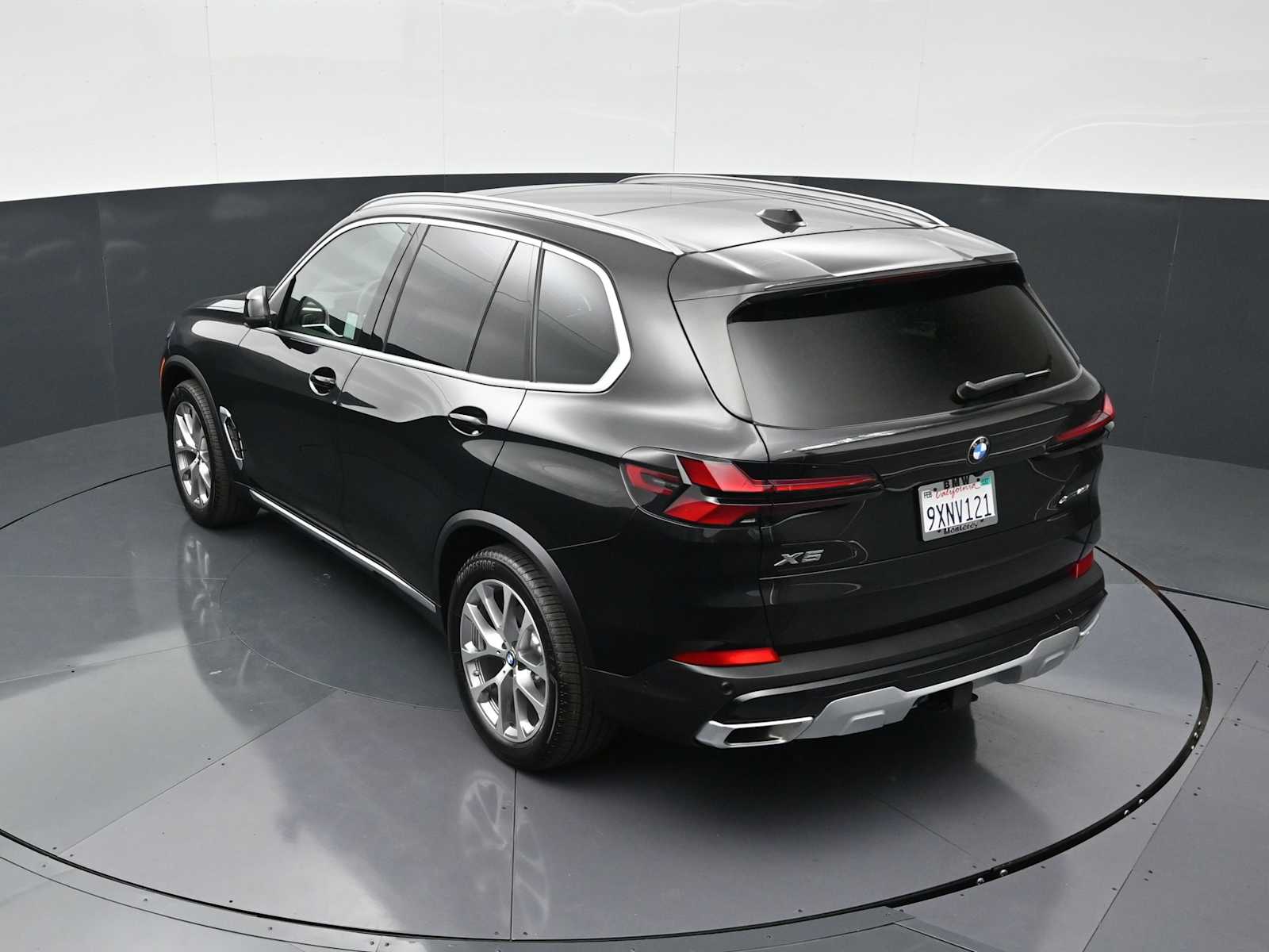 Thumbnail: 2026 BMW X5 - 22
