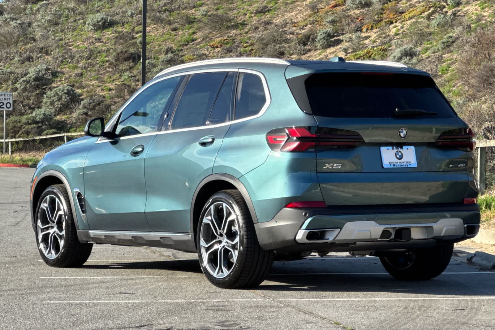 Thumbnail: 2026 BMW X5 - 6