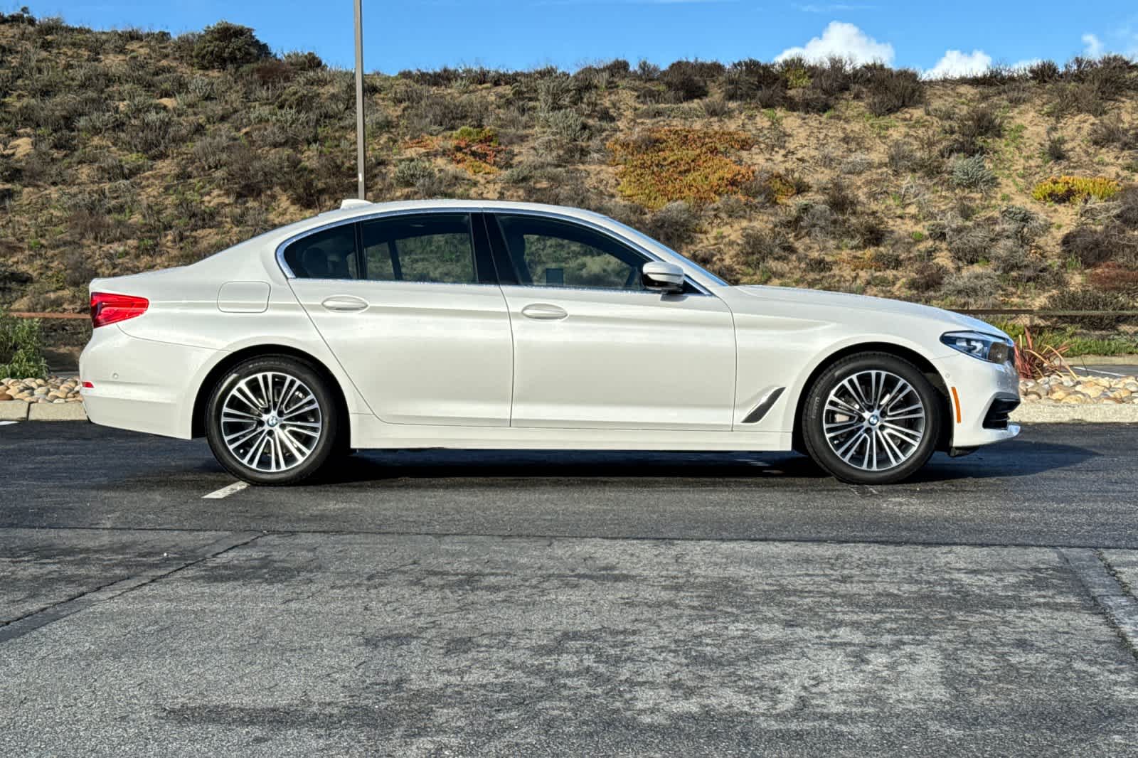 Thumbnail: 2020 BMW 5 Series - 6