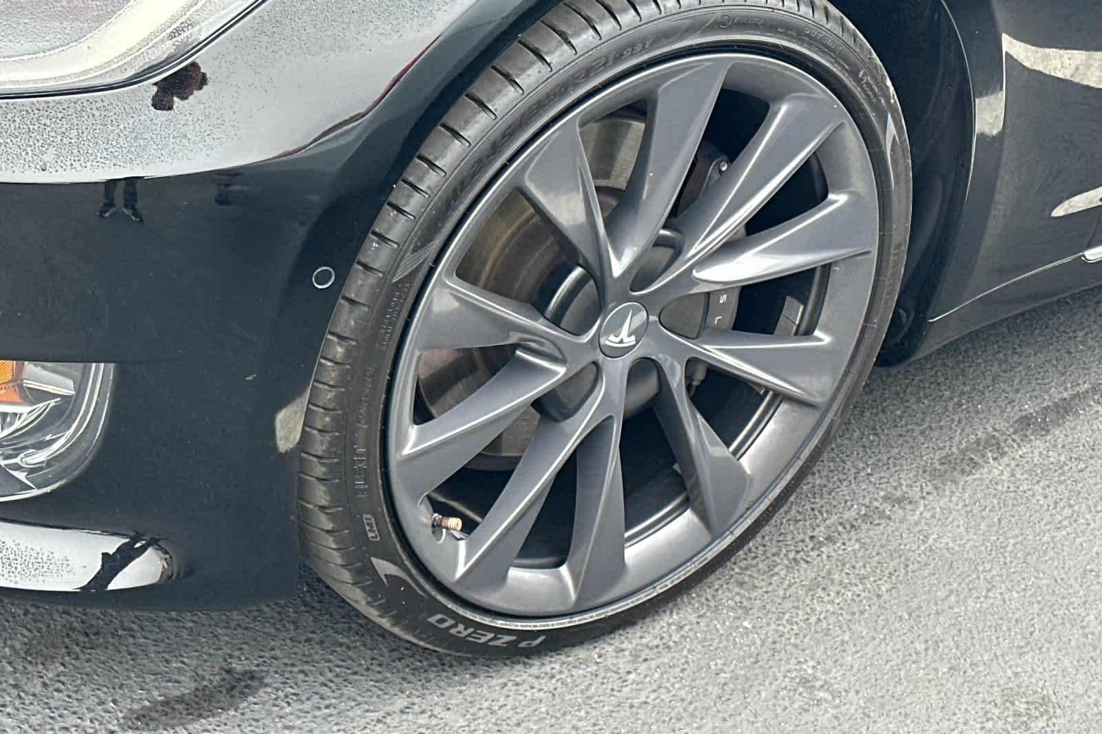 Thumbnail: 2020 Tesla Model S - 20