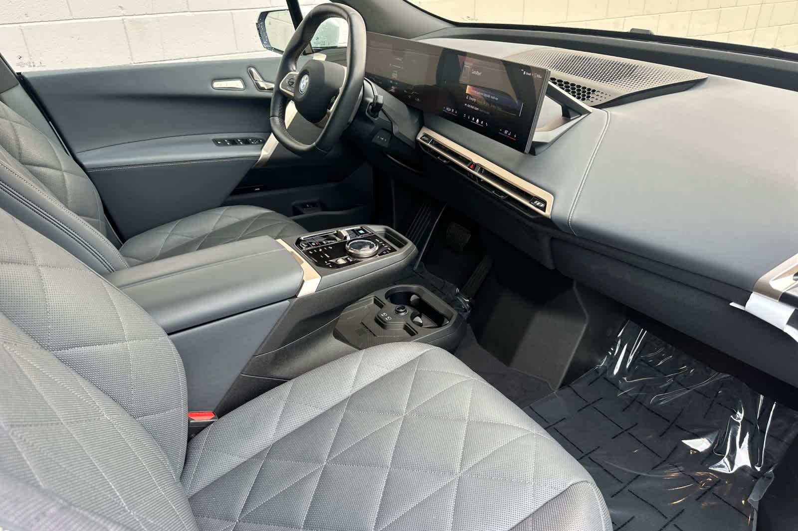 Thumbnail: 2025 BMW iX - 17