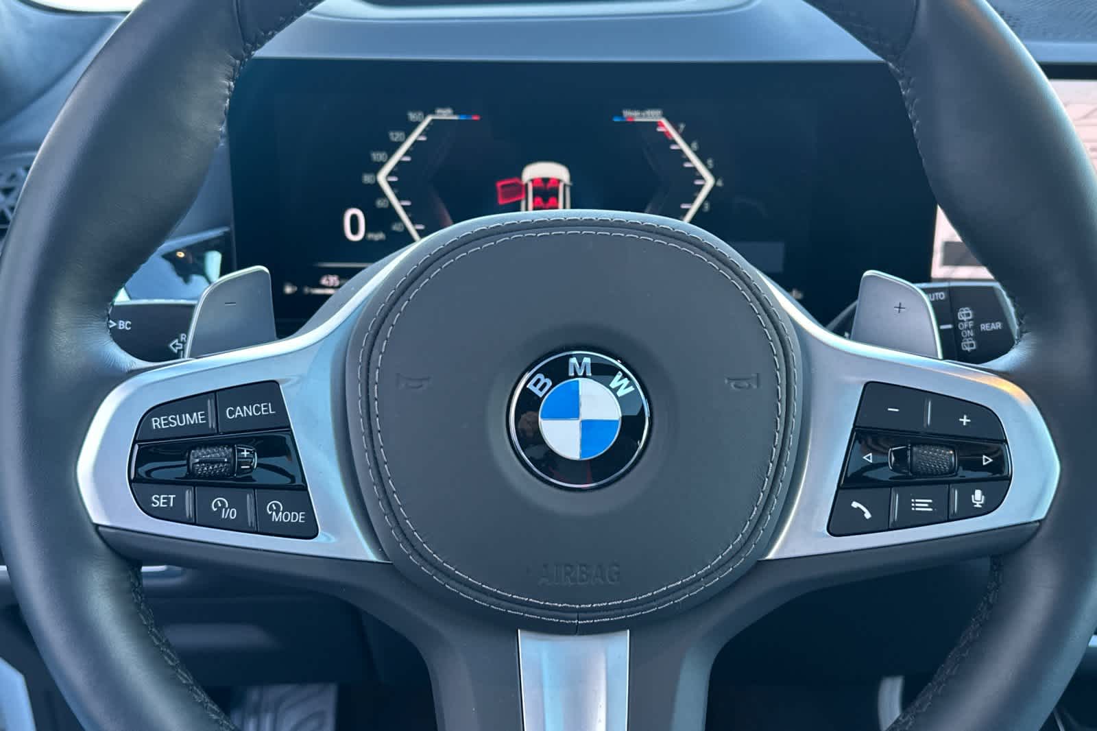 Thumbnail: 2025 BMW X7 - 27