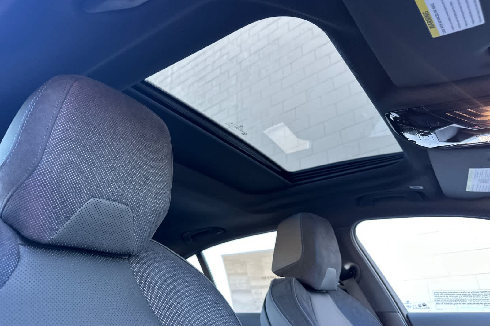 Thumbnail: 2026 BMW i5 - 18