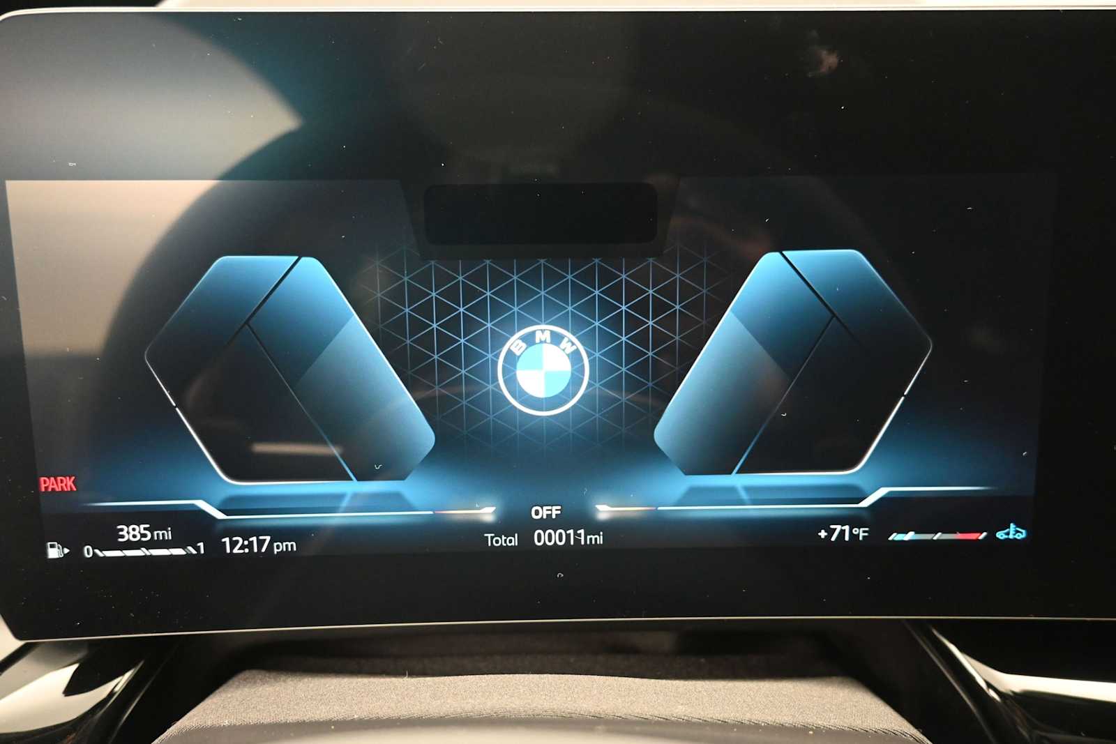 Thumbnail: 2026 BMW X1 - 13