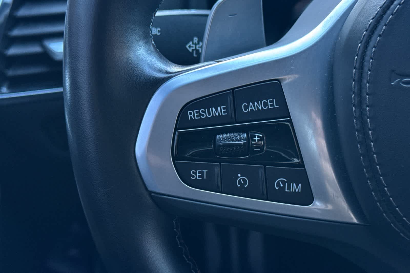 Thumbnail: 2023 BMW 8 Series - 24